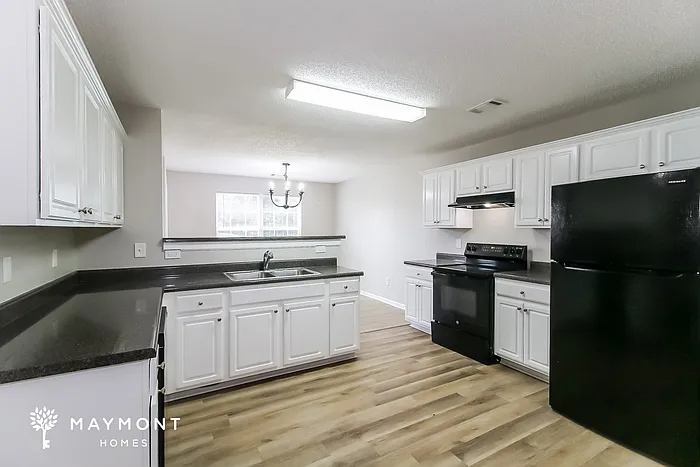 5803 Waggoner Ct — Photo 8