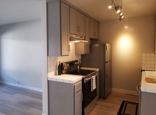 355 Freeman Ave, Long Beach, CA 90814