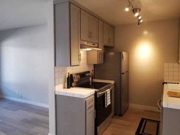 355 Freeman Ave, Long Beach, CA 90814