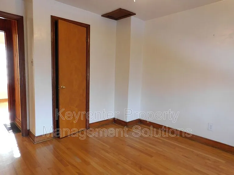 277 Skyview Cir #101 — Photo 16