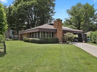 1509 Grandview Dr, Champaign, IL