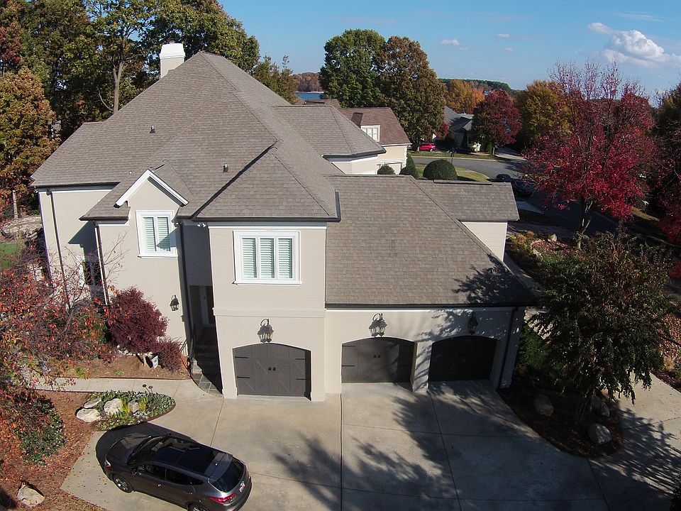2nd image of 18212 Peninsula Club Dr