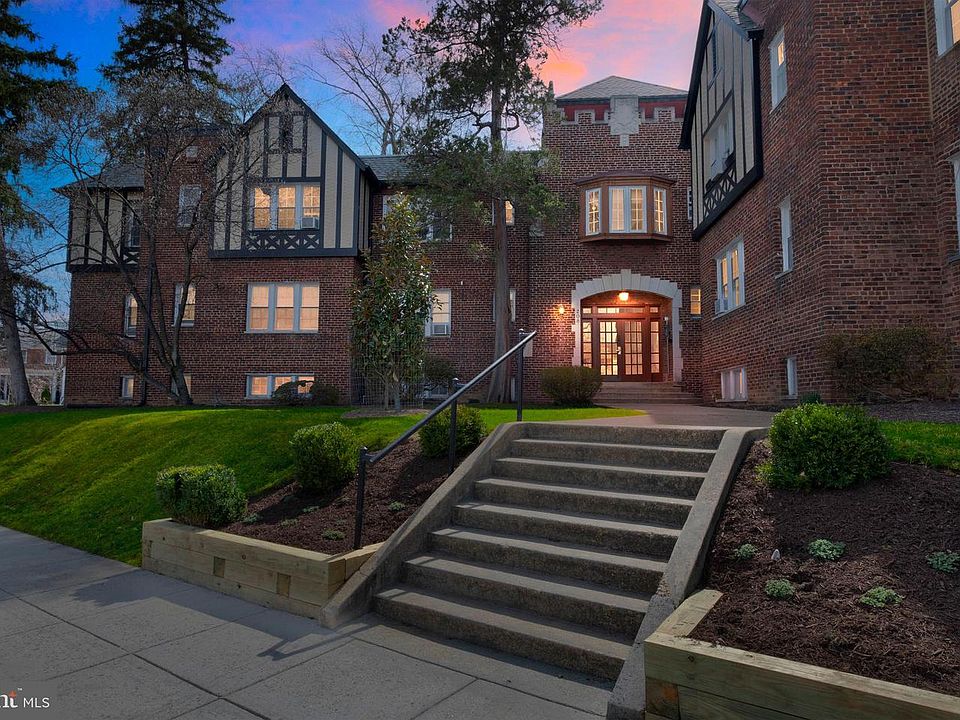 1st image of 208 Farragut St NW APT 207