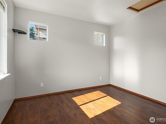 5th image of 8313 Upper Ridge Road SE #2
