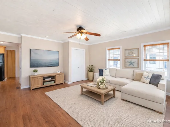 100 Water St #1, Newburyport, MA 01950