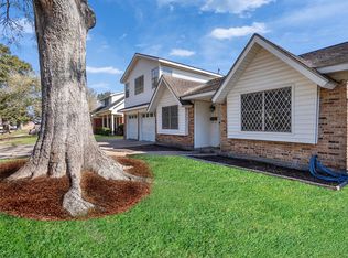 2305 Peach Ln, Pasadena, TX 77502