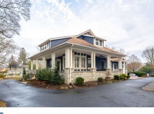 701 Chews Landing Rd, Haddonfield, NJ 08033