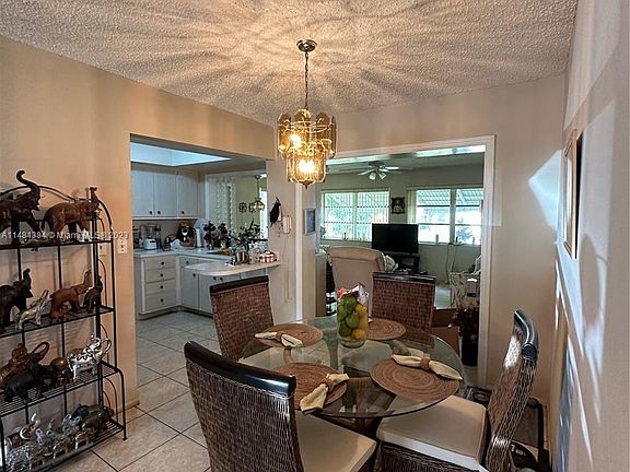 3rd image of 6707 NW 57th Ct