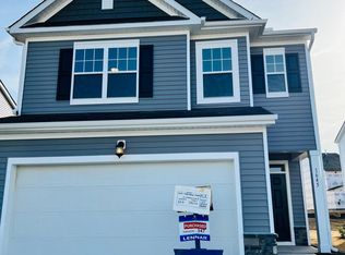 1645 Trembley Park Dr, Fuquay Varina, NC 27526