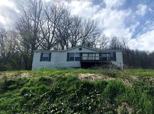 457 Toney Creek Rd, Scarbro, WV 25917