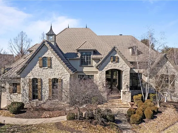 15912 King St, Overland Park, KS 66221