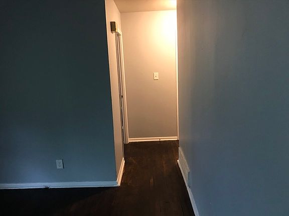 4th image of 3325 Laporte St