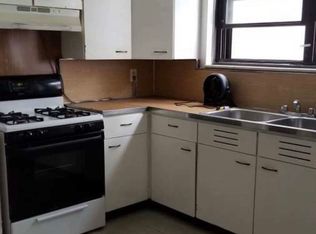 34-23 43rd St #1, Long Island City, NY 11101