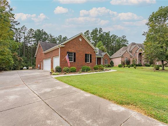 3rd image of 6904 Claren Oaks Ct