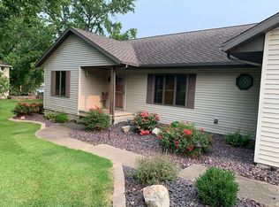 2338 Waverunner Cv, Salem, IL 62881