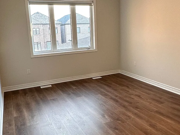 220 Coronation Rd — Photo 17