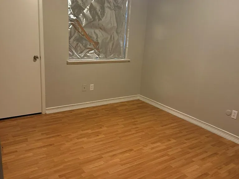 5329 Pinewilde Dr — Photo 12