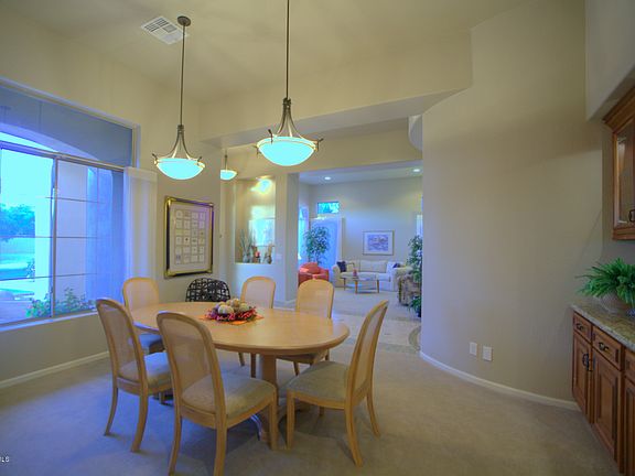 5th image of 4037 E Meadowview Dr