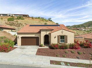 24528 Crestley Dr, Corona, CA 92883