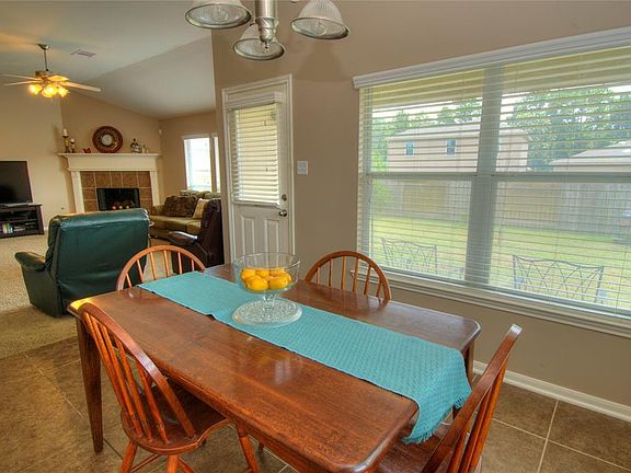 5th image of 30810 W Lost Creek Blvd