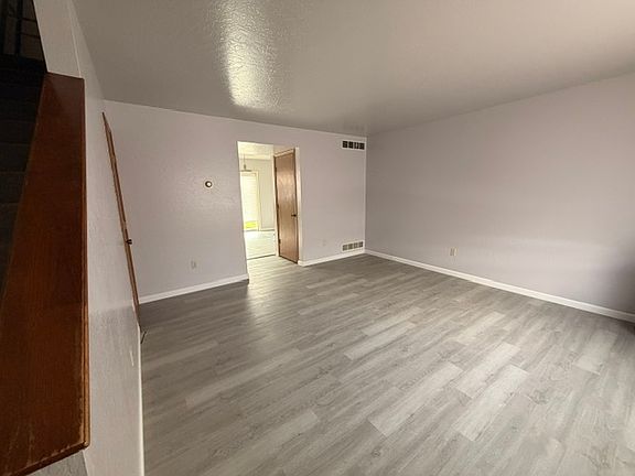 3rd image of 6080 Gershmel Loop #2
