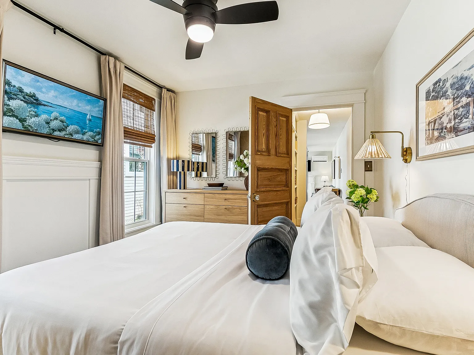 1 bed, 750 sqft, $2,200 — Photo 3