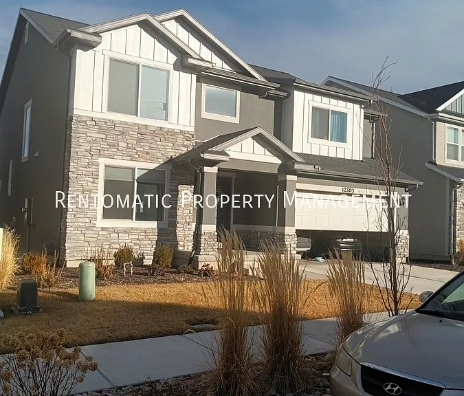 12303 S Varitek Dr — Photo 2
