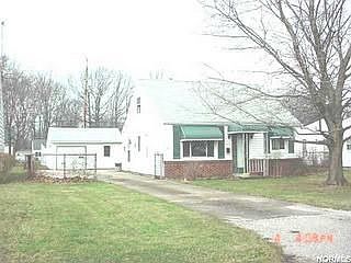 1st image of 746 E 348th St