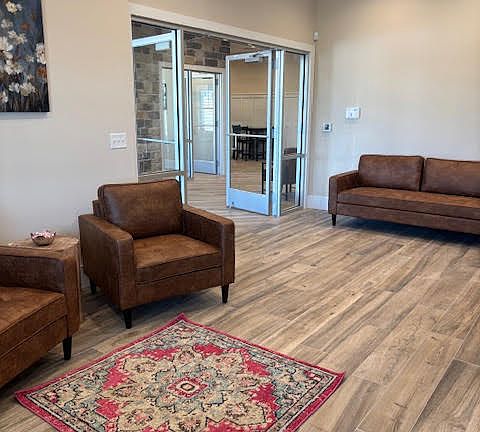 Leasing Office