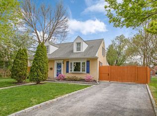 47 Eastwood Rd, Media, PA 19063