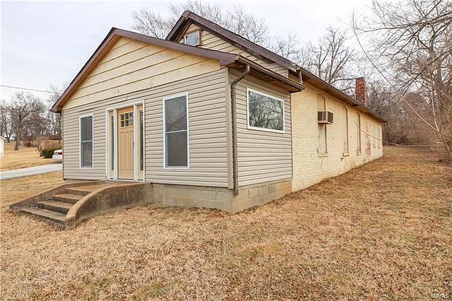 1st image of 132 Cumberland Ave