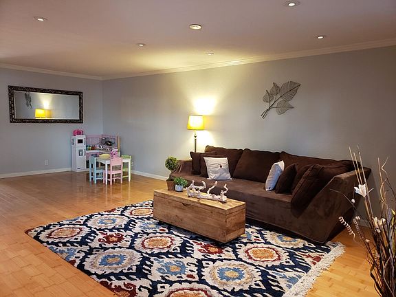 2nd image of 18015 Hillwood Ln