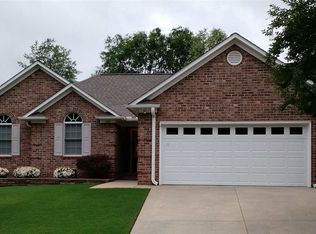 122 Hidden Ridge Dr, Spartanburg, SC 29301