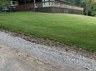 709 Beech Fork Rd, Clay City, KY 40312