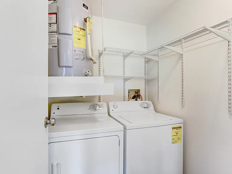 137 Hunter Lake Dr #C — Photo 15