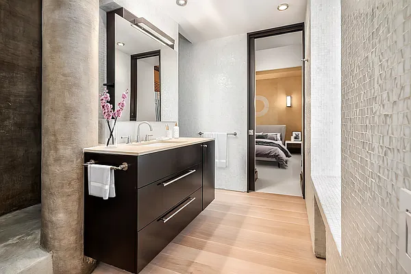 Sold by Coleman Real Estate Group | media 18