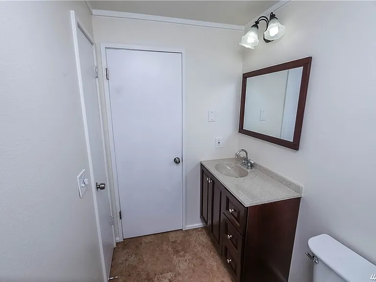2102 Margaret Pl — Photo 9
