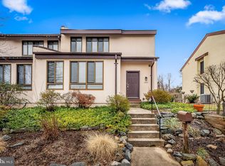 4320 Roland Spring Dr, Baltimore, MD 21210