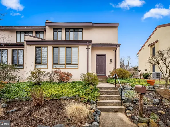 4320 Roland Spring Dr, Baltimore, MD 21210