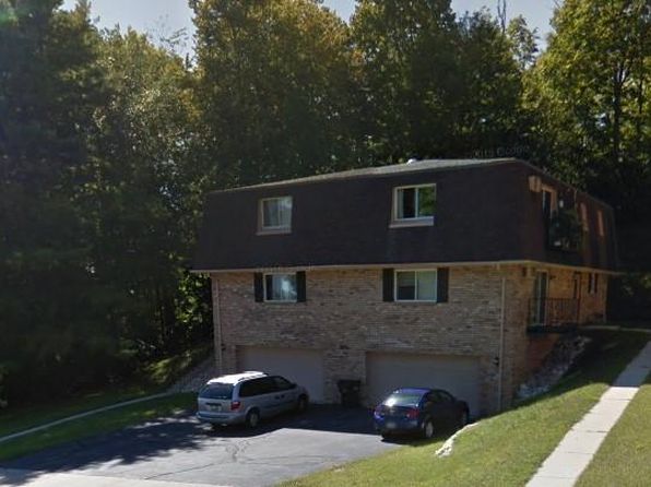 516 Marshal Ct APT A, West Bend, WI 53090 – 2-bedroom rental in West Bend