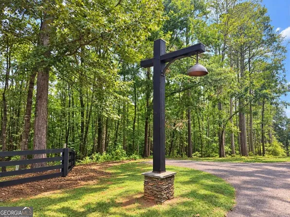 421 River Bluff Ln, Ball Ground, GA 30107