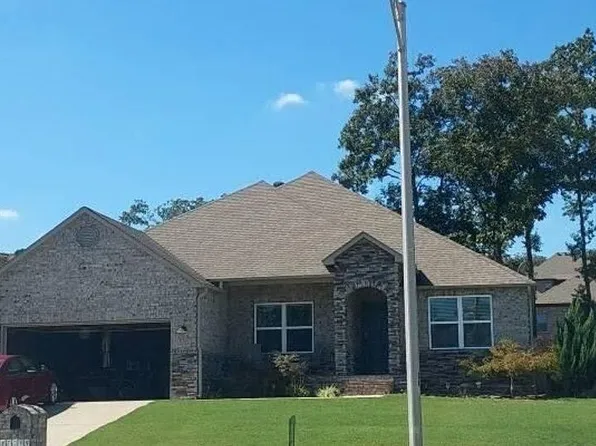 17015 Crooked Oaks Dr, Sherwood, AR 72120