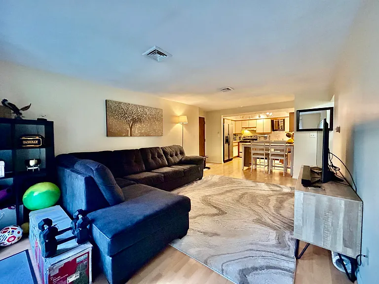 6 Heritage Village Dr #608 — Photo 4