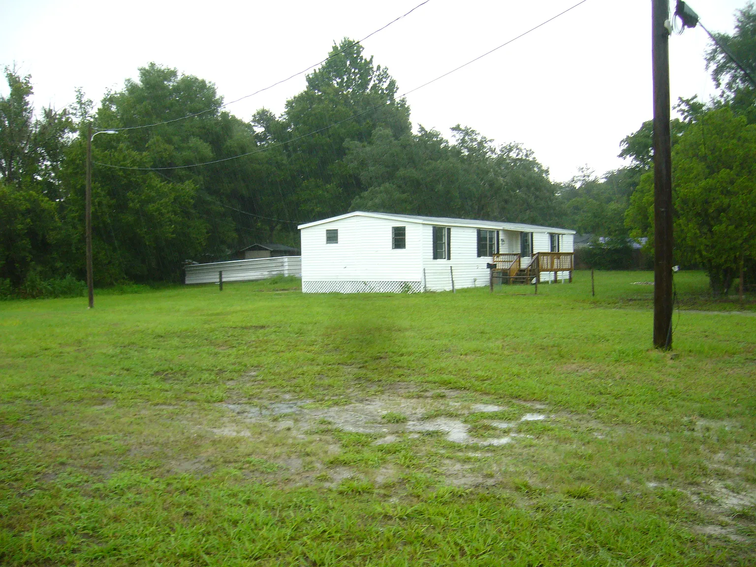 3 bed, 1288 sqft, $1,750 — Photo 2