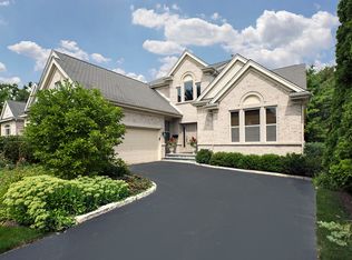 124 Ronan Rd, Highwood, IL 60040