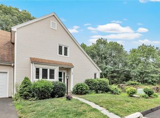 161 Pheasant Rdg #161, Shelton, CT 06484