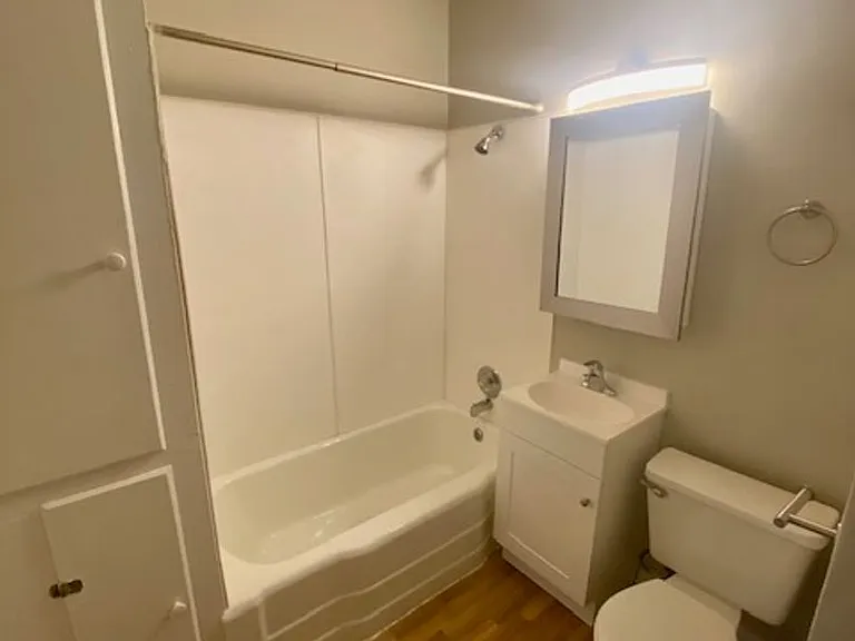 2911 E Diamond Ave — Photo 5