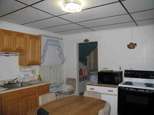 2nd image of 22 Mountain St