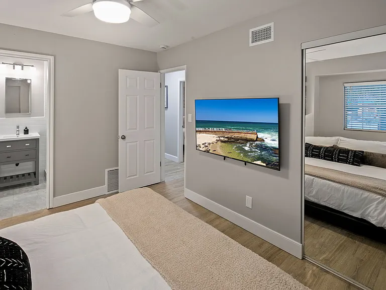 1648 El Prado Ave — Photo 34