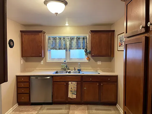 67 Rand Ave Photo 1